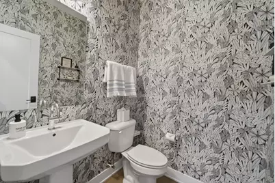 30W130 Wheeler Circle, Warrenville, IL 60563 - Photo 18