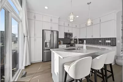 30W130 Wheeler Circle, Warrenville, IL 60563 - Photo 10