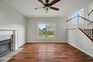 304 Preston St, Savoy, IL 61874 - Photo 6