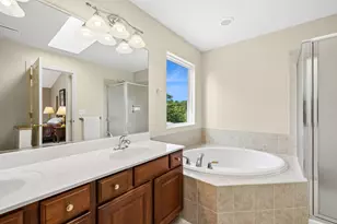 2312 W Cascade Circle, Round Lake, IL 60073 - Photo 18