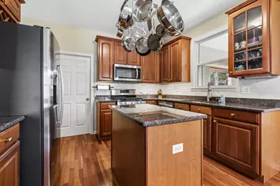 2312 W Cascade Circle, Round Lake, IL 60073 - Photo 8