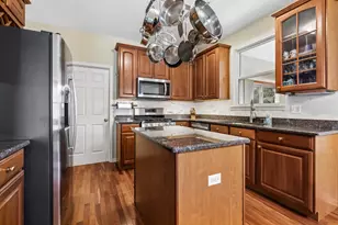 2312 W Cascade Circle, Round Lake, IL 60073 - Photo 8