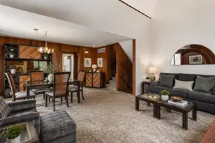 18630 Golfview Dr, Hazel Crest, IL 60429 - Photo 10