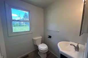 17 Indiana St, Danville, IL 61832 - Photo 6