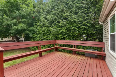 341 Dorchester Lane, Grayslake, IL 60030 - Photo 38