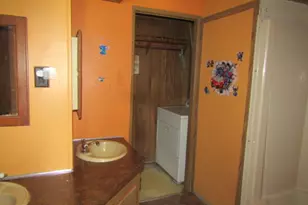 302 Dunn St, Elizabethtown, IL 62931 - Photo 16