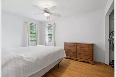 4415 Yender Avenue, Lisle, IL 60532 - Photo 14