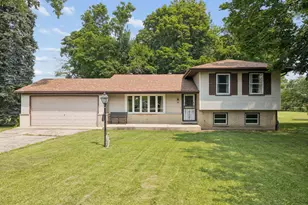 4415 Yender Ave, Lisle, IL 60532 - Photo 1
