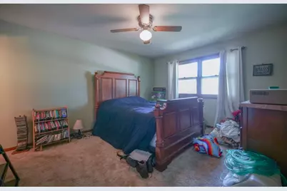 210 Drake Avenue, Rochelle, IL 61068 - Photo 14