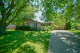 210 Drake Ave, Rochelle, IL 61068 - Photo 1