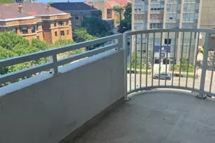 3930 N Pine Grove Ave, Chicago, IL 60613 - Photo 8
