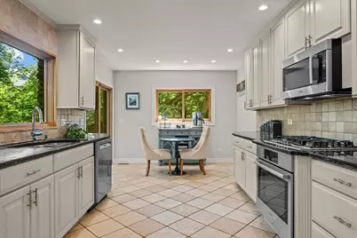 310 Linden Park Place, Highland Park, IL 60035 - Photo 8