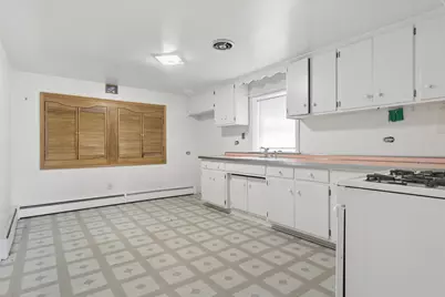8254 W Forest Preserve Avenue, Chicago, IL 60634 - Photo 20