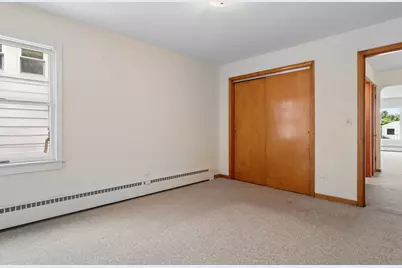 8254 W Forest Preserve Avenue, Chicago, IL 60634 - Photo 14