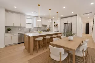 4848 W Eddy St, Chicago, IL 60641 - Photo 6
