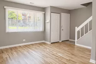 1009 Bayside Dr, Palatine, IL 60074 - Photo 2