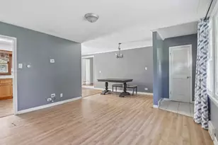 2N418 Amy Ave, Glen Ellyn, IL 60137 - Photo 6