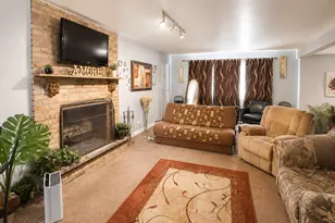 15226 Oxford Dr, Orland Park, IL 60462 - Photo 4