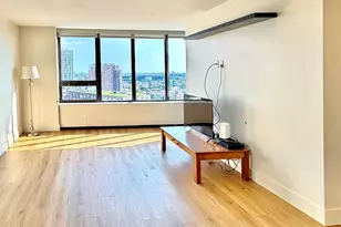 3930 N Pine Grove Ave, Chicago, IL 60613 - Photo 6