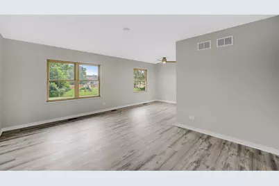 3517 Bordeaux Court, Hazel Crest, IL 60429 - Photo 4