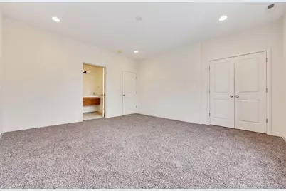 2824 W Van Buren Street #303, Chicago, IL 60612 - Photo 14