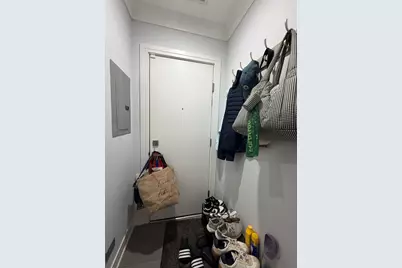 2145 W Fletcher Street #3R, Chicago, IL 60618 - Photo 10
