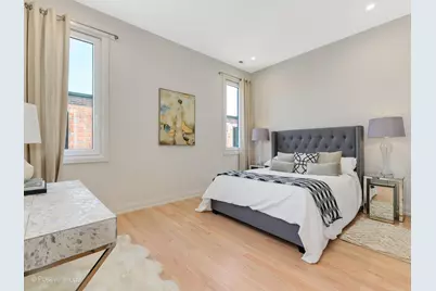 2347 W Morse Avenue, Chicago, IL 60645 - Photo 18