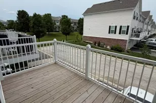 1602 Neubauer Circle, Lindenhurst, IL 60046 - Photo 6
