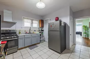 6733 S Campbell Ave, Chicago, IL 60629 - Photo 18