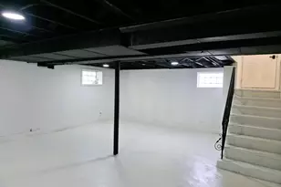 10055 S Oglesby Ave, Chicago, IL 60617 - Photo 30