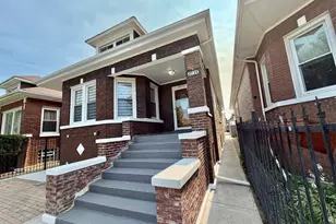 6035 S Campbell Ave, Chicago, IL 60629 - Photo 2