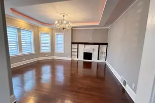 6035 S Campbell Ave, Chicago, IL 60629 - Photo 16