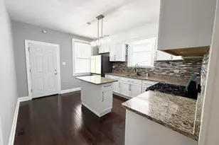 6035 S Campbell Ave, Chicago, IL 60629 - Photo 8