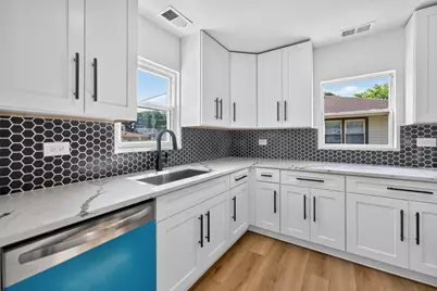 213 May Street, Bensenville, IL 60106 - Photo 14
