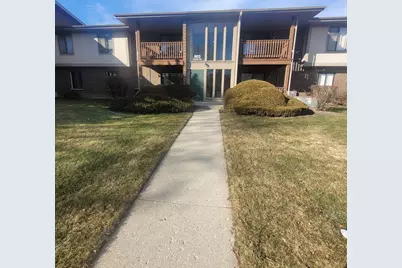 803 Garden Circle #7A, Streamwood, IL 60107 - Photo 1