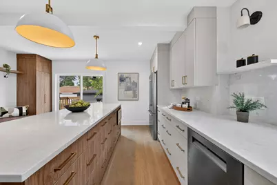 5652 W Cullom Avenue, Chicago, IL 60634 - Photo 18