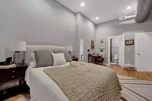 1015 W Lake St, Chicago, IL 60607 - Photo 12