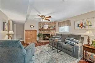641 Devonshire Ln, Crystal Lake, IL 60014 - Photo 10