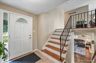 641 Devonshire Ln, Crystal Lake, IL 60014 - Photo 4