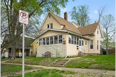 1003 N Lee Street, Bloomington, IL 61701 - Photo 1