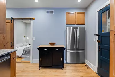 2206 W Eastwood Avenue #1, Chicago, IL 60625 - Photo 12