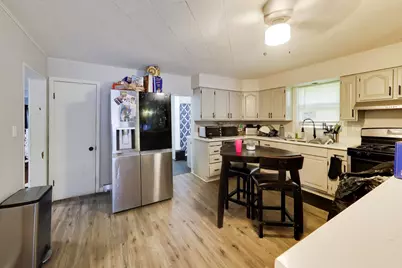 330 Park Avenue, Cary, IL 60013 - Photo 10