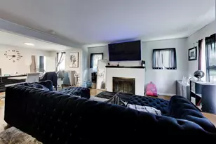 330 Park Ave, Cary, IL 60013 - Photo 4