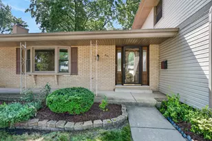 [Address not provided], Schaumburg, IL 60193 - Photo 2