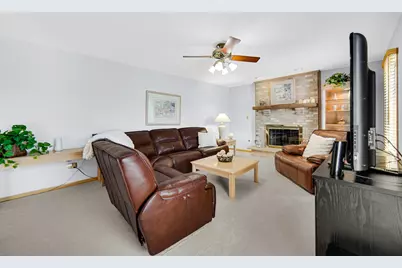 1809 185th Street, Lansing, IL 60438 - Photo 10
