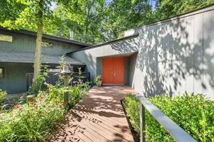 29W015 Forest Ln, Warrenville, IL 60555 - Photo 4