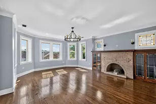 1101 S Oak Park Ave, Oak Park, IL 60304 - Photo 2