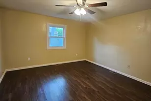 3015 Ezekiel Ave, Zion, IL 60099 - Photo 12