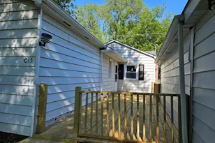 3015 Ezekiel Ave, Zion, IL 60099 - Photo 4