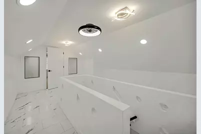 738 W 129th Place, Chicago, IL 60628 - Photo 12